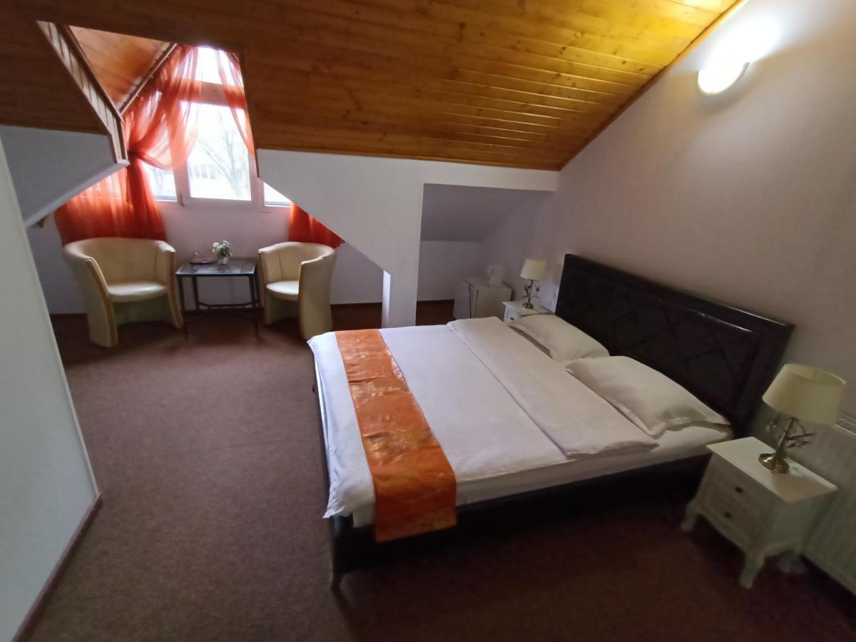 Guest house Casa Samurai Brasov