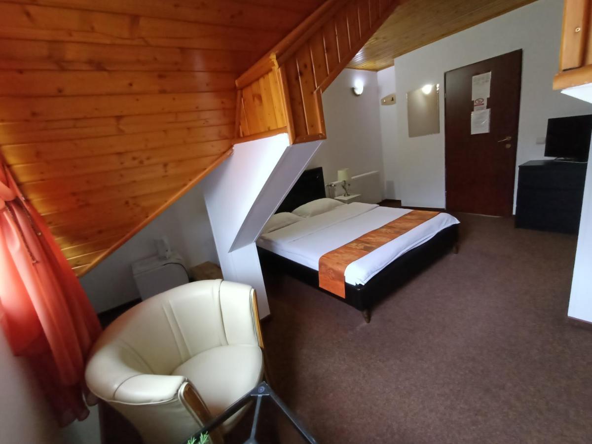 Guest house Casa Samurai Brasov